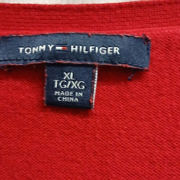 ❄️Tommy Hilfiger Red Sweatshirt with Long Sleeves and Classic Crew Neck - Picture 3 of 6
